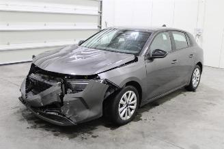 Voiture accidenté Opel Astra  2023/2