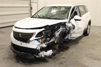 Vrakbiler auto Peugeot 5008  2018/1