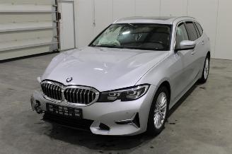 Vrakbiler auto BMW 3-serie 318 2021/6