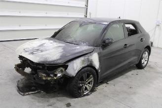 Vrakbiler auto Audi A1  2022/8