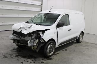 Voiture accidenté Renault Express  2021/11