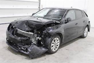 Damaged car Opel Astra  2022/12