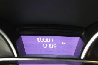 Renault Clio  picture 13