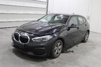 Voiture accidenté BMW 1-serie 116 2022/11