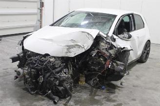 Vrakbiler auto Volkswagen Golf  2015/3