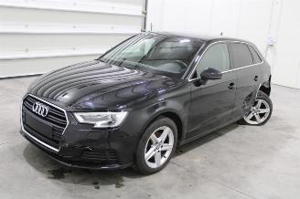 skadebil auto Audi A3  2019/1