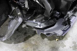 Volkswagen Golf  picture 23