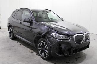 BMW iX3  picture 2
