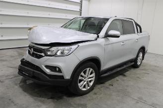 skadebil auto Ssang yong Musso  2019/8