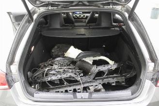 Mercedes Cla-klasse CLA 180 Shooting Brake picture 23