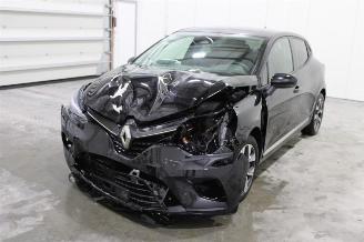 Schadeauto Renault Clio  2021/8