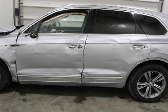 Volkswagen Touareg  picture 8