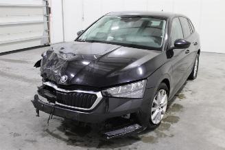krockskadad bil auto Skoda Scala  2020/5