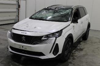 krockskadad bil auto Peugeot 5008  2022/1