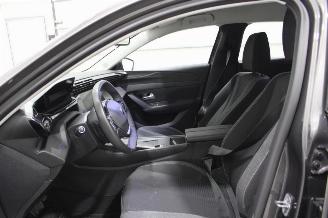 Peugeot 308  picture 10