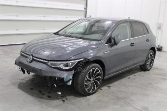 damaged passenger cars Volkswagen Golf  2024/5