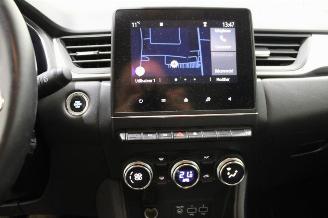 Renault Captur  picture 14
