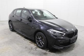 BMW 1-serie 120 picture 9