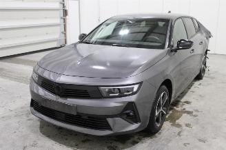 skadebil auto Opel Astra  2025/4
