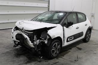 damaged passenger cars Citroën C3  2022/8