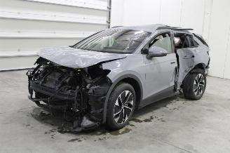 damaged passenger cars Volkswagen ID.4  2024/4