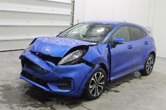 damaged passenger cars Ford Puma  2023/1