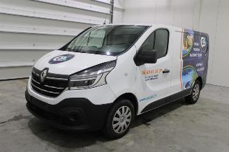 skadebil auto Renault Trafic  2021/8