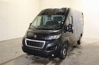 damaged passenger cars Peugeot Boxer  2019/8