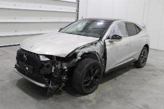 Damaged car DS Automobiles DS 4 DS4 2023/7