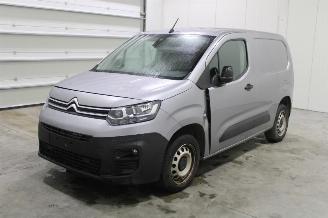krockskadad bil auto Citroën Berlingo  2022/4