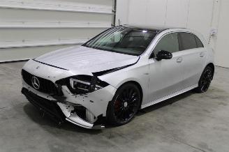 Damaged car Mercedes A-klasse A 250 2019/10