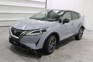 krockskadad bil auto Nissan Qashqai  2023/2