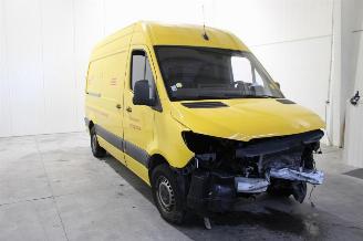 Mercedes Sprinter  picture 2