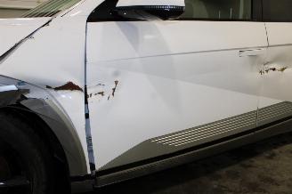 Hyundai Ioniq  picture 6