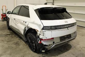 Hyundai Ioniq  picture 4