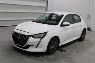 Vaurioauto  passenger cars Peugeot 208  2020/12