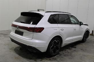 Volkswagen Touareg  picture 3