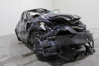 Tesla Model Y  picture 17