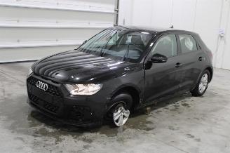 krockskadad bil auto Audi A1  2023/12