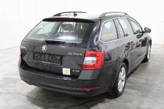Skoda Octavia  picture 3
