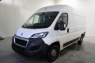 skadebil auto Peugeot Boxer  2021/2