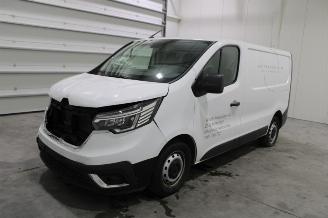 skadebil auto Renault Trafic  2024/1
