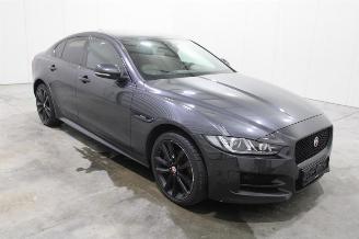 Jaguar XE  picture 2