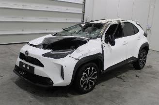 krockskadad bil auto Toyota Yaris Cross  2025/4