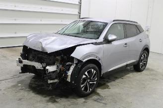 Auto incidentate Peugeot 2008  2021/4