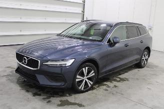 skadebil auto Volvo V-60 V60 2022/3