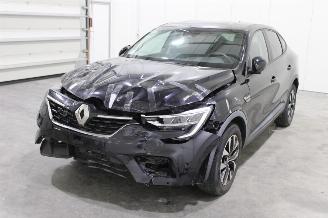 skadebil auto Renault Arkana  2023/10