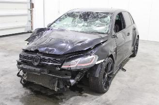 Vaurioauto  passenger cars Volkswagen Golf  2019/7