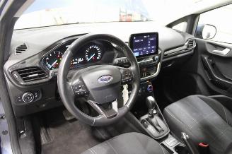 Ford Fiesta  picture 7