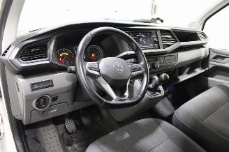 Volkswagen Transporter T6 picture 9